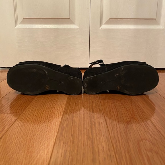 BCBGeneration Fader Ankle Strap Wedge Platform - Picture 6 of 7